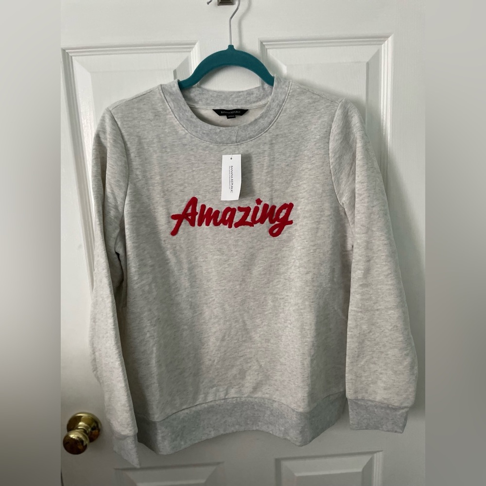 Banana Republic sweatshirt NEW size MEDIUM